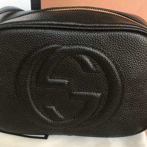 Soho Disco Camera Gg Logo Embroidered Black Leather Cross Body Bag